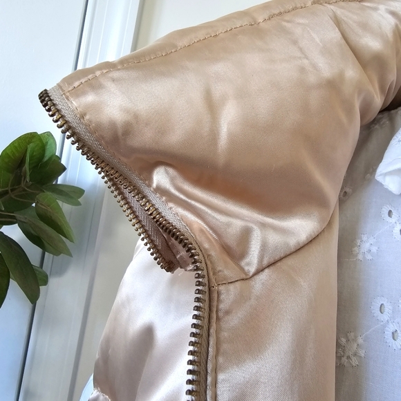 Women’s Talbots Duck Down Feather Vest Gold In Color Zip Up ,Pockets, Medium - Picture 4 of 13